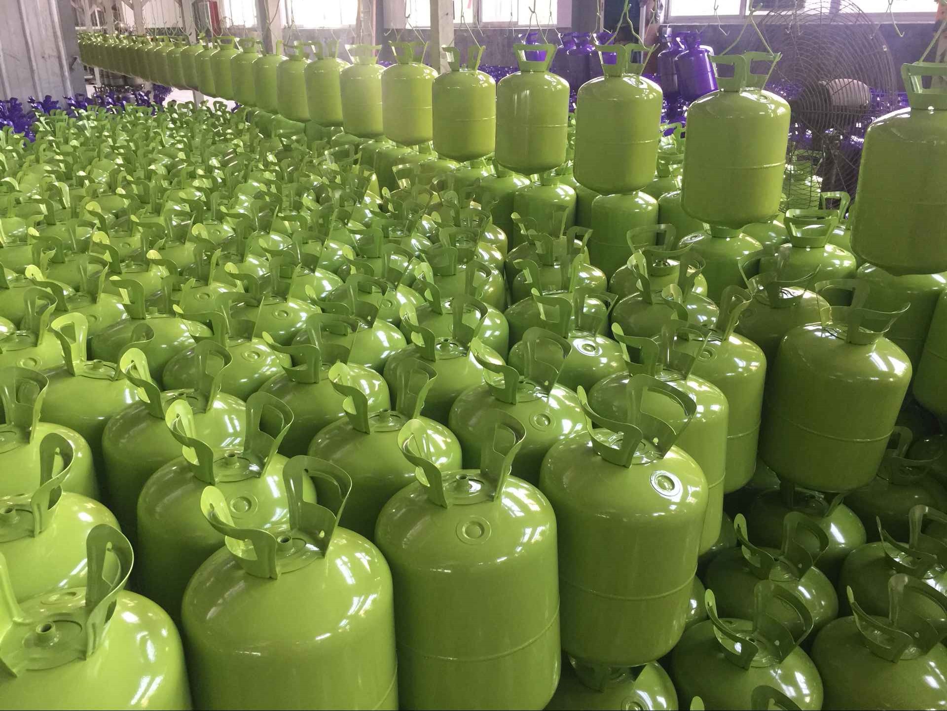 春節來(lái)臨，公司為員工發(fā)放福利了，祝各位家人新春快樂(lè )！ 